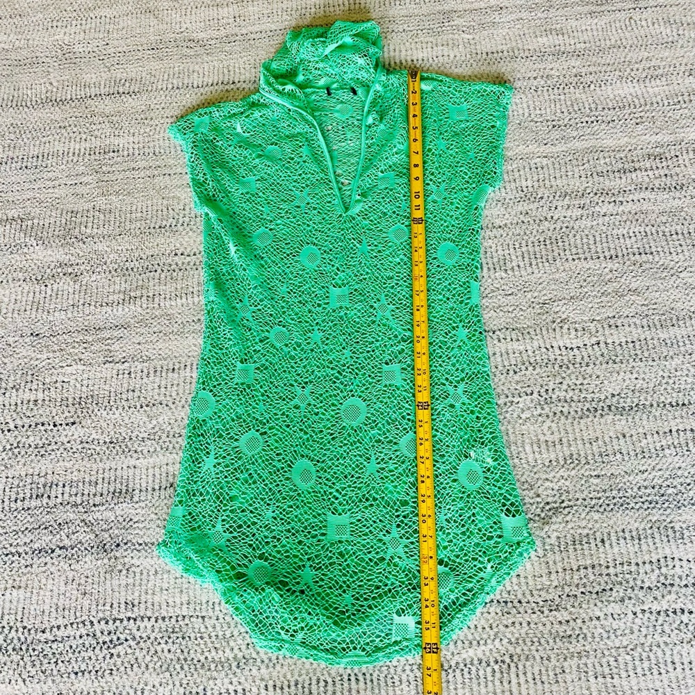 Spiaggia Dolce Green Crochet Cover-Up with Hood - Picture 4 of 5